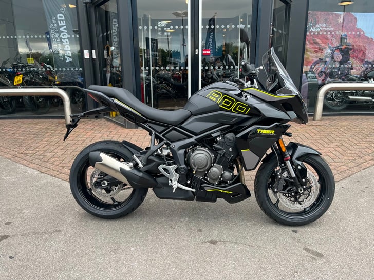 Triumph Tiger Sport 800