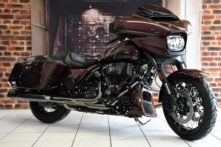 Harley-Davidson CVO FLHXSE STREET GLIDE