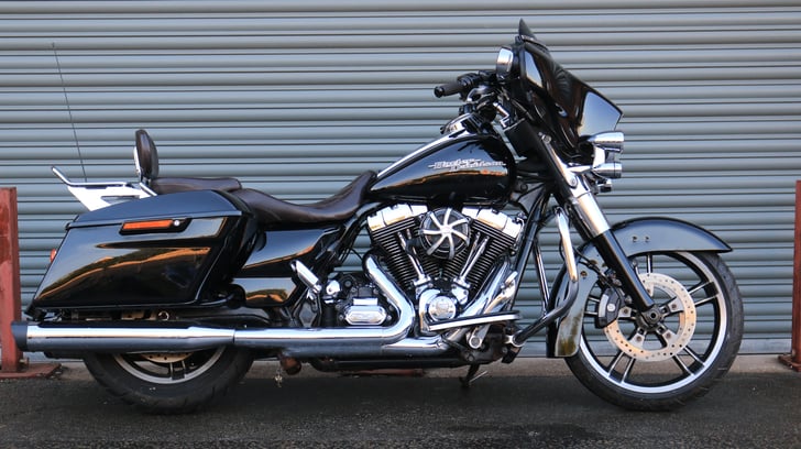 Harley-Davidson TOURING FLHX STREET GLIDE