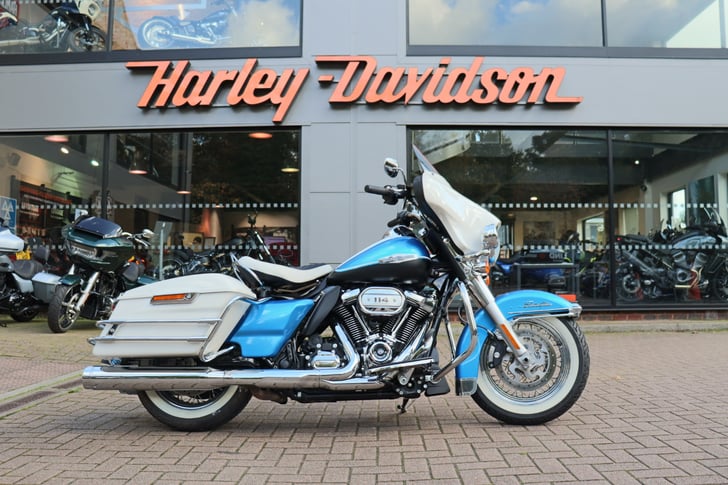 Harley-Davidson TOURING FLH ELECTRA GLIDE REVIVAL