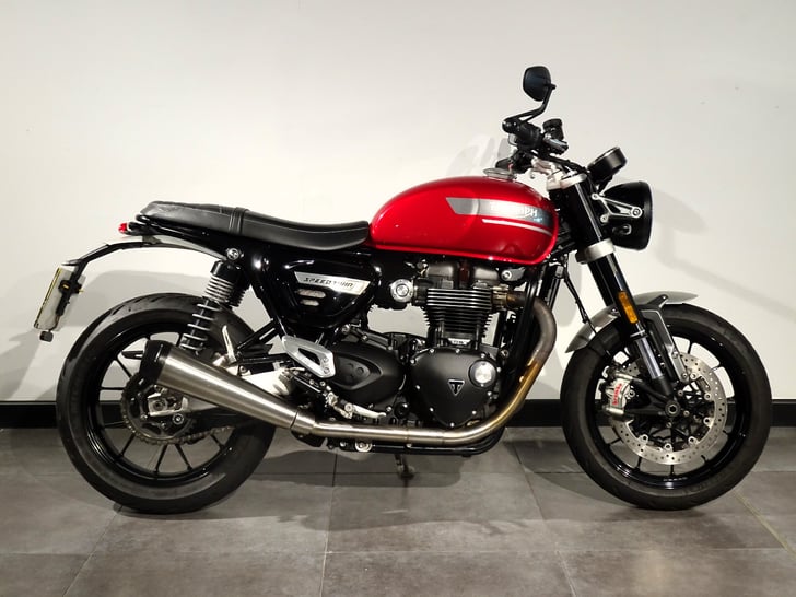 Triumph SPEED TWIN 1200