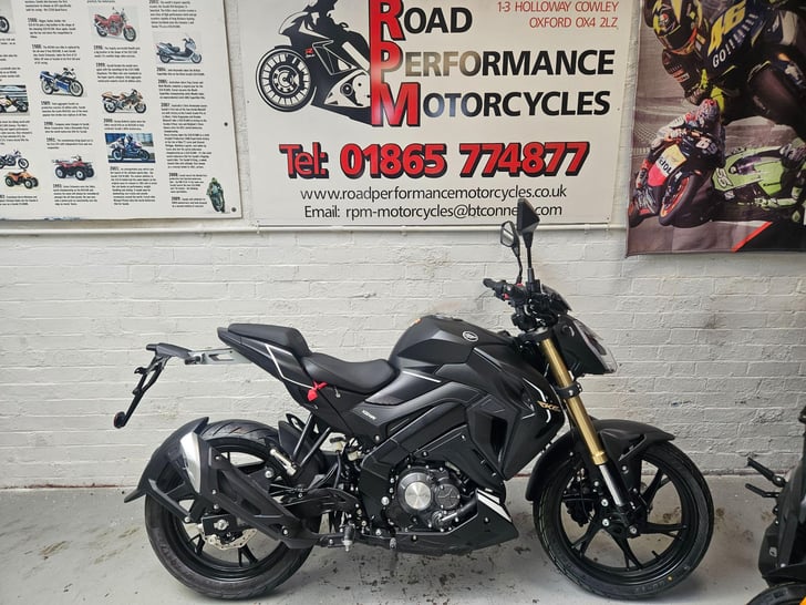 Keeway RKF 125
