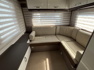 Used Burstner LYSEO TD HARMONY LINE LYSEO TD HARMONY LINE for sale in Wythall | Image 2