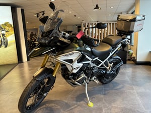 Used Triumph TIGER 1200 RALLY PRO TIGER 1200 RALLY PRO for sale in Stoke On Trent | Image 2