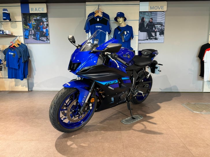 Yamaha YZF-R7