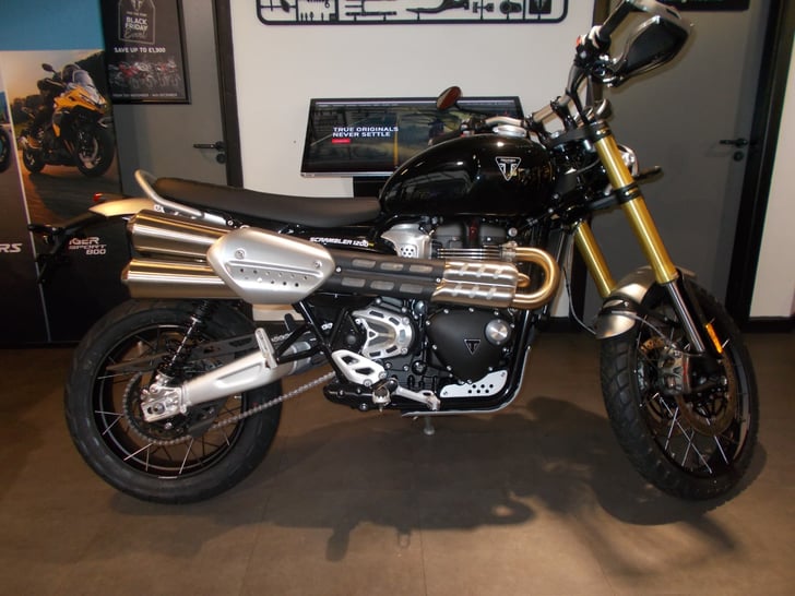 TRIUMPH SCRAMBLER 1200 XE