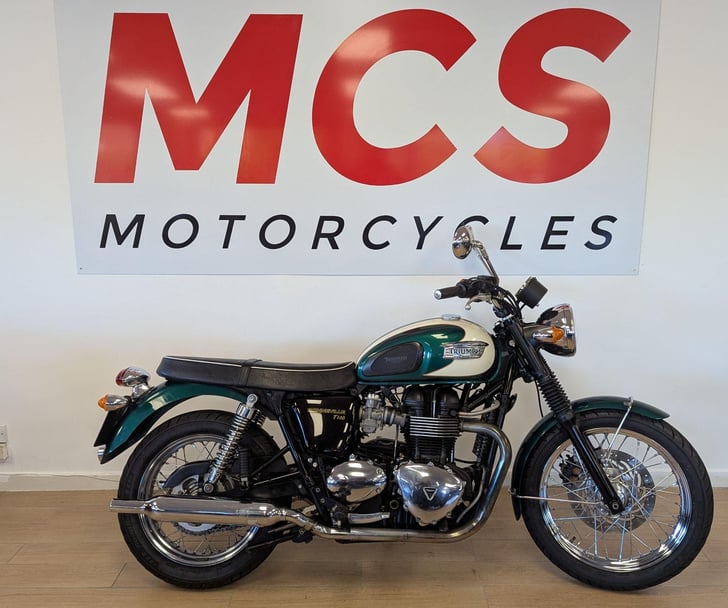 Triumph BONNEVILLE T100 865