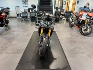 Triumph SPEED TRIPLE 1200 RS