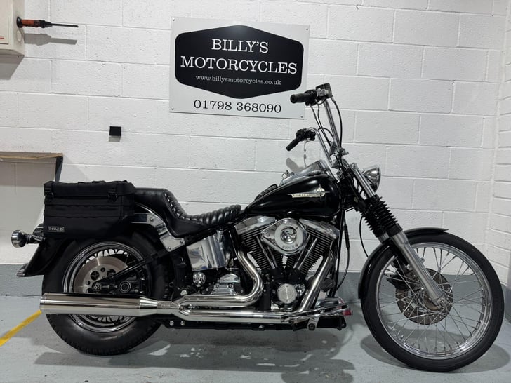 HARLEY-DAVIDSON FLSTC HERITAGE SOFTAIL CLASSIC 