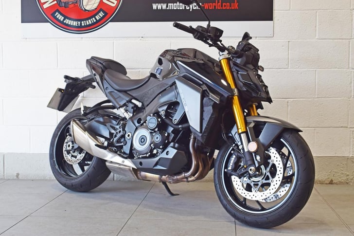 Suzuki GSXS 1000 RQ M2 22MY 