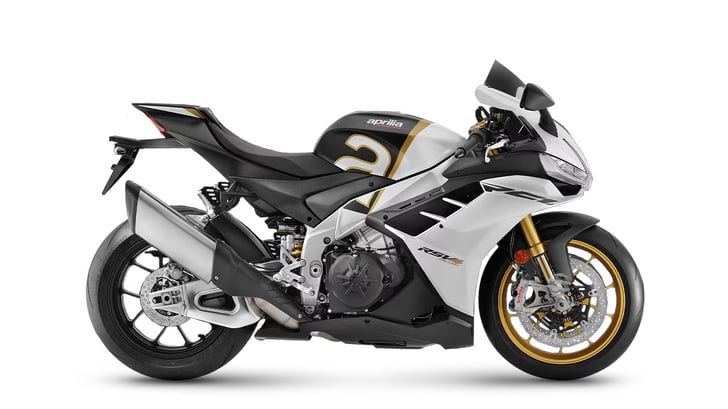 Aprilia rsv4 deals performance parts