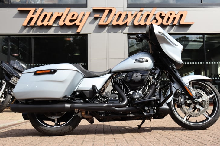 Harley-Davidson TOURING FLHX STREET GLIDE