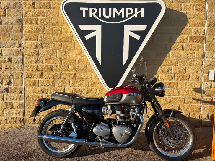 Triumph BONNEVILLE T120