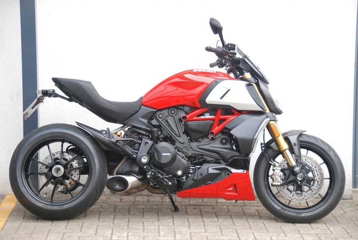 Ducati DIAVEL 1260 S