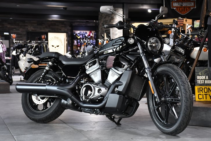 Harley-Davidson NIGHTSTER 975