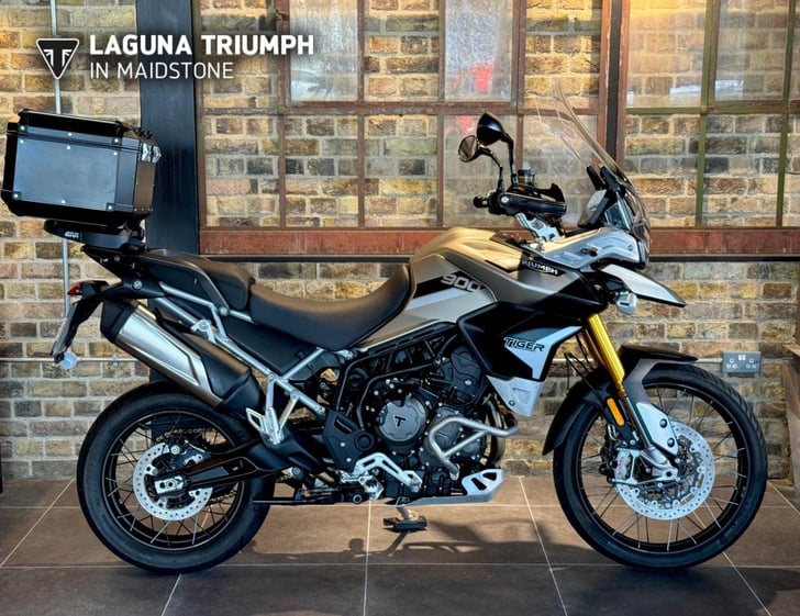 TRIUMPH TIGER 900 RALLY PRO