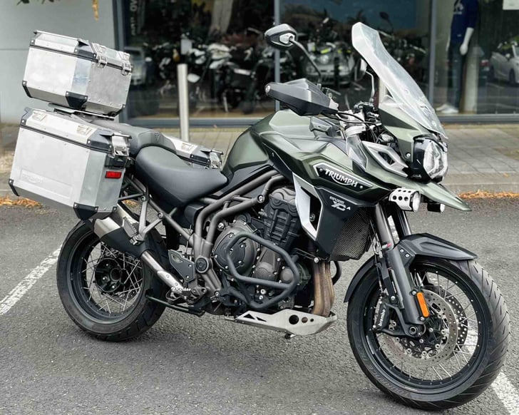 Triumph EXPLORER XCA 