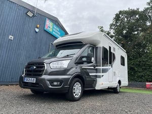 Used Auto-Trail F-LINE F74 F-LINE F74 for sale in Wythall | Image 3