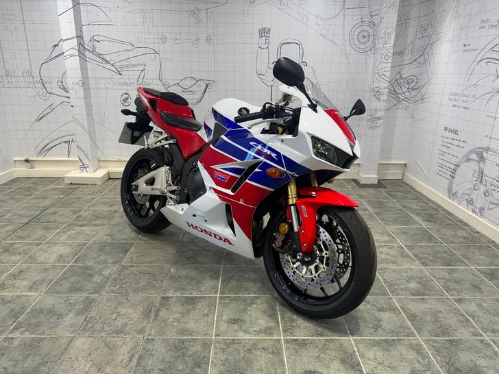 Honda CBR600RR C-ABS