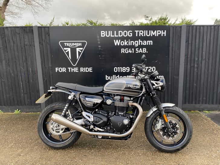 Triumph SPEED TWIN 1200