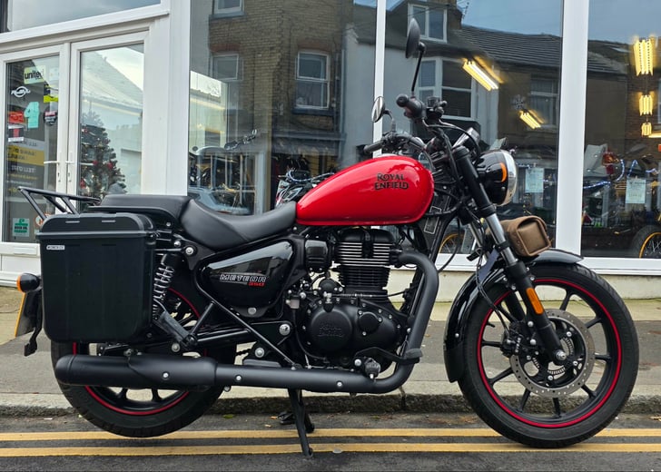 ROYAL ENFIELD METEOR 350 FIREBALL