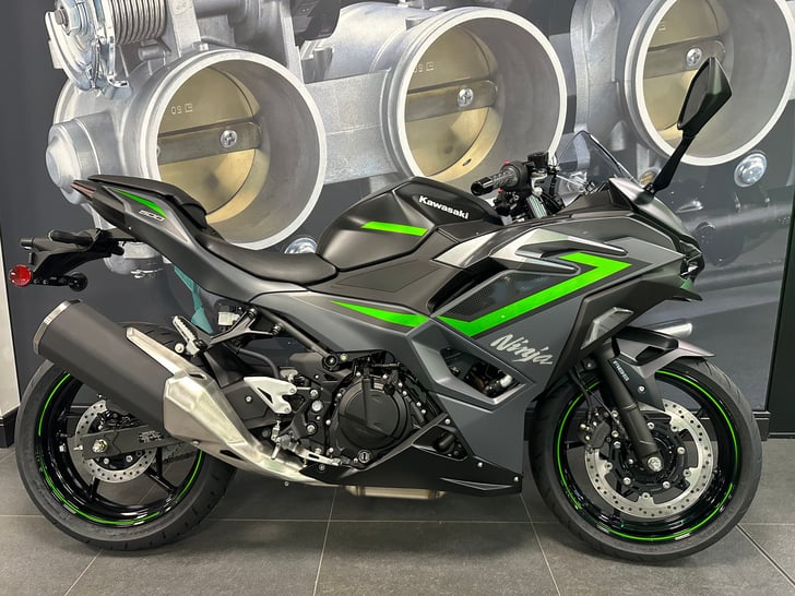 Kawasaki NINJA 500 SE