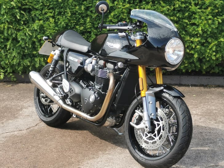 Triumph THRUXTON RS