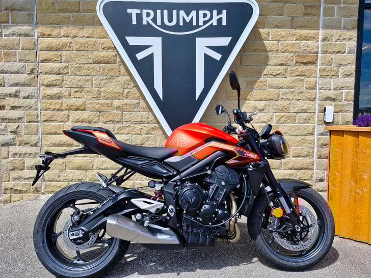 Triumph STREET TRIPLE 765 R