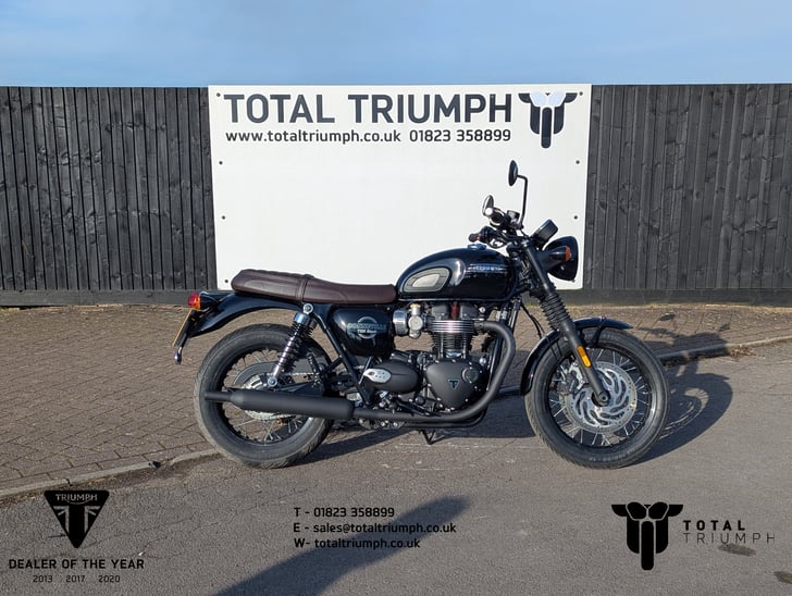 Triumph BONNEVILLE T120 BLACK