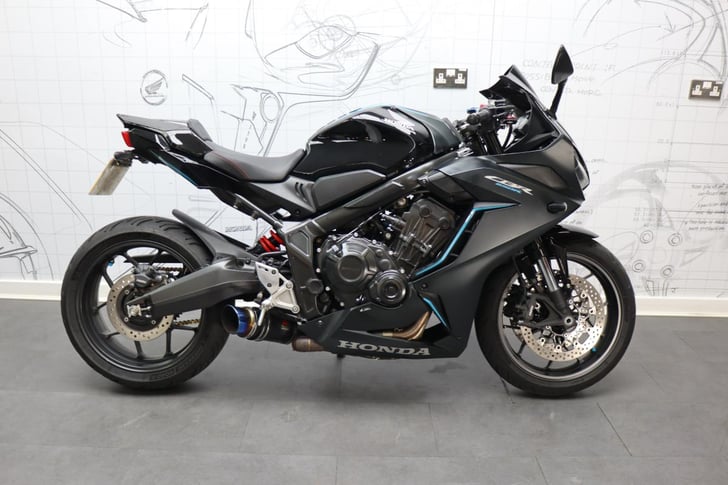 HONDA CBR650RAP 