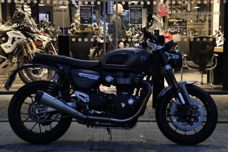 Triumph SPEED TWIN 1200