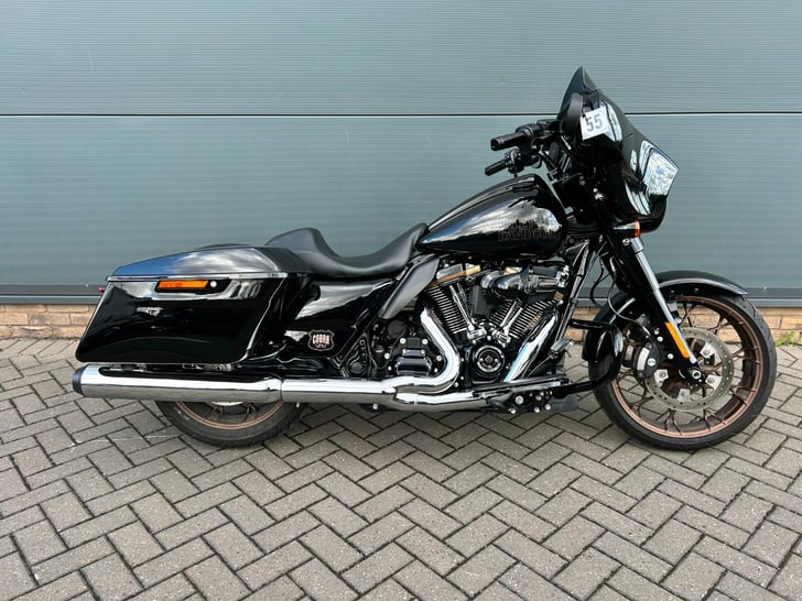 Harley-Davidson STREET GLIDE ST