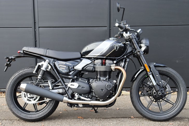 Triumph SPEED TWIN 900