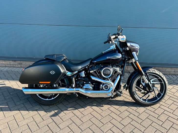 Harley-Davidson SOFTAIL FLSB SPORT GILDE