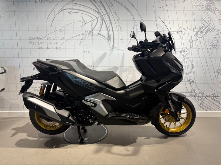 Honda ADV 350