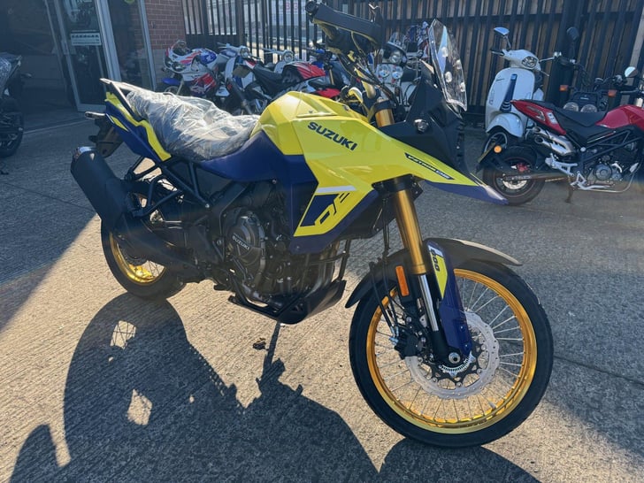 Suzuki V-STROM 800DE