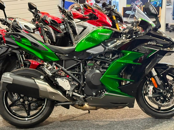 Kawasaki Ninja H2 SX SE Performance