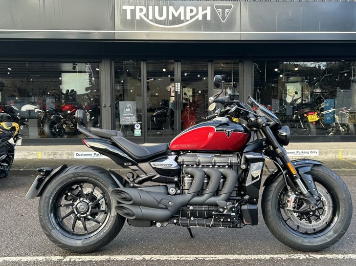 Triumph ROCKET 3 STORM GT
