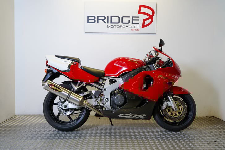 Honda CBR900RR FIREBLADE