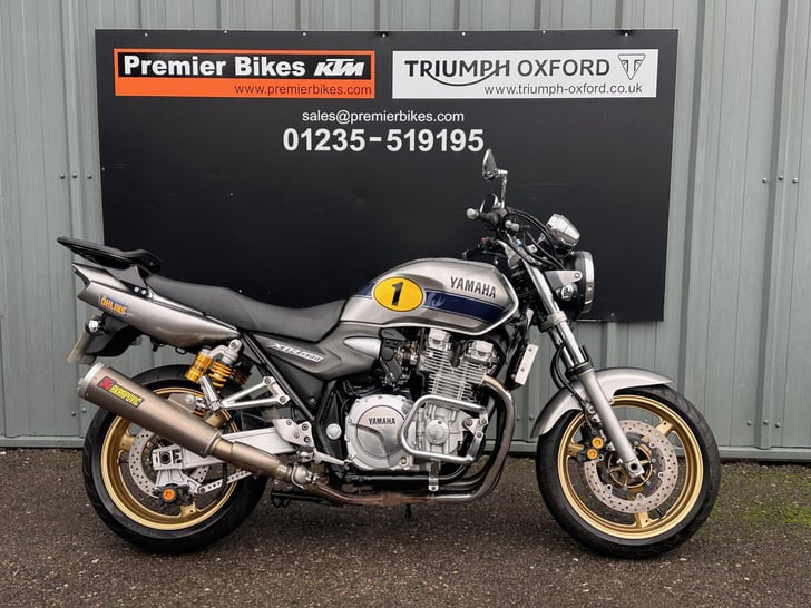 Yamaha XJR1300