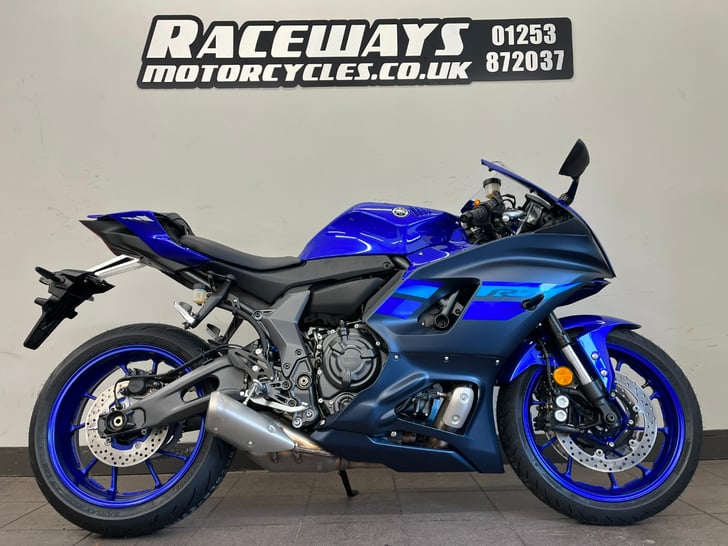 Latest yamaha deals bikes 2020