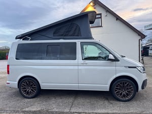 Used Volkswagen TRANSPORTER TRANSPORTER for sale in Preston | Image 2