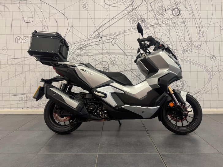 Honda ADV 350