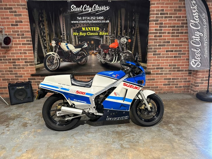 Suzuki RG500