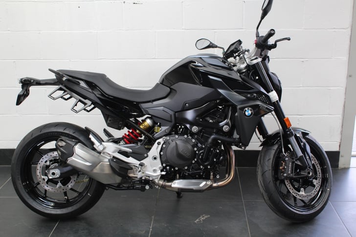 BMW F 900 R