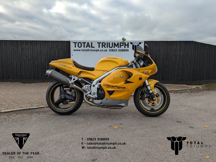 Triumph DAYTONA T595 Motorcycles for sale Triumph bikes in stock UK