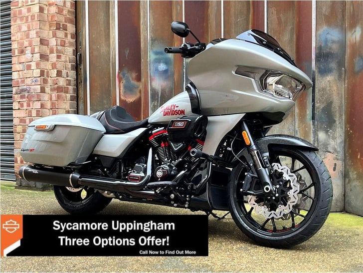 Harley-Davidson CVO 1977 FLTRXSTSE ROAD GLIDE ST