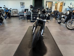 Triumph BONNEVILLE BOBBER TFC