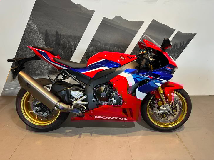 Honda CBR1000RR FIREBLADE SP
