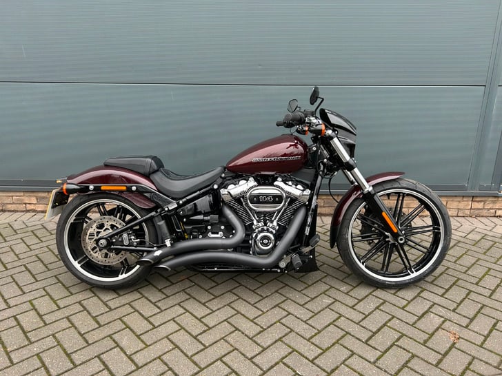 Harley-Davidson SOFTAIL FXBRS BREAKOUT 114